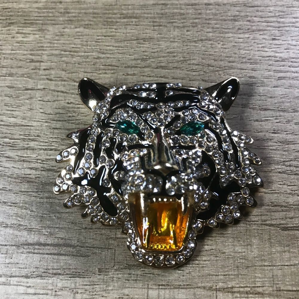 Sparkling Rhinestone Gold Tiger Brooch with Emerald Eyes